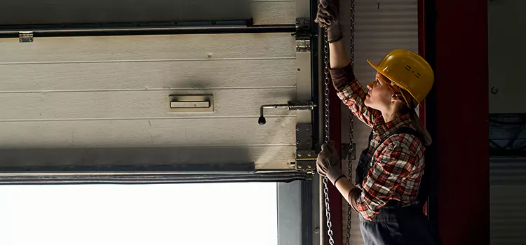 Addressing Common Garage Door Stoppage Issues in Ewa Gentry, HI
