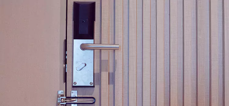 Installing a Maglock Ewa Gentry