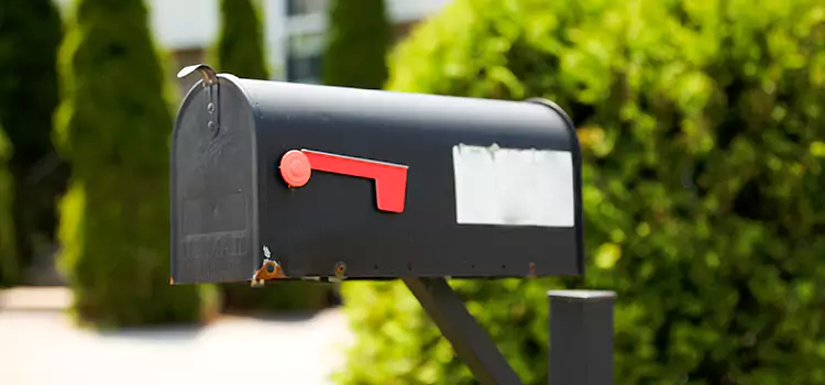 Secure Mailboxes for Packages Ewa Gentry